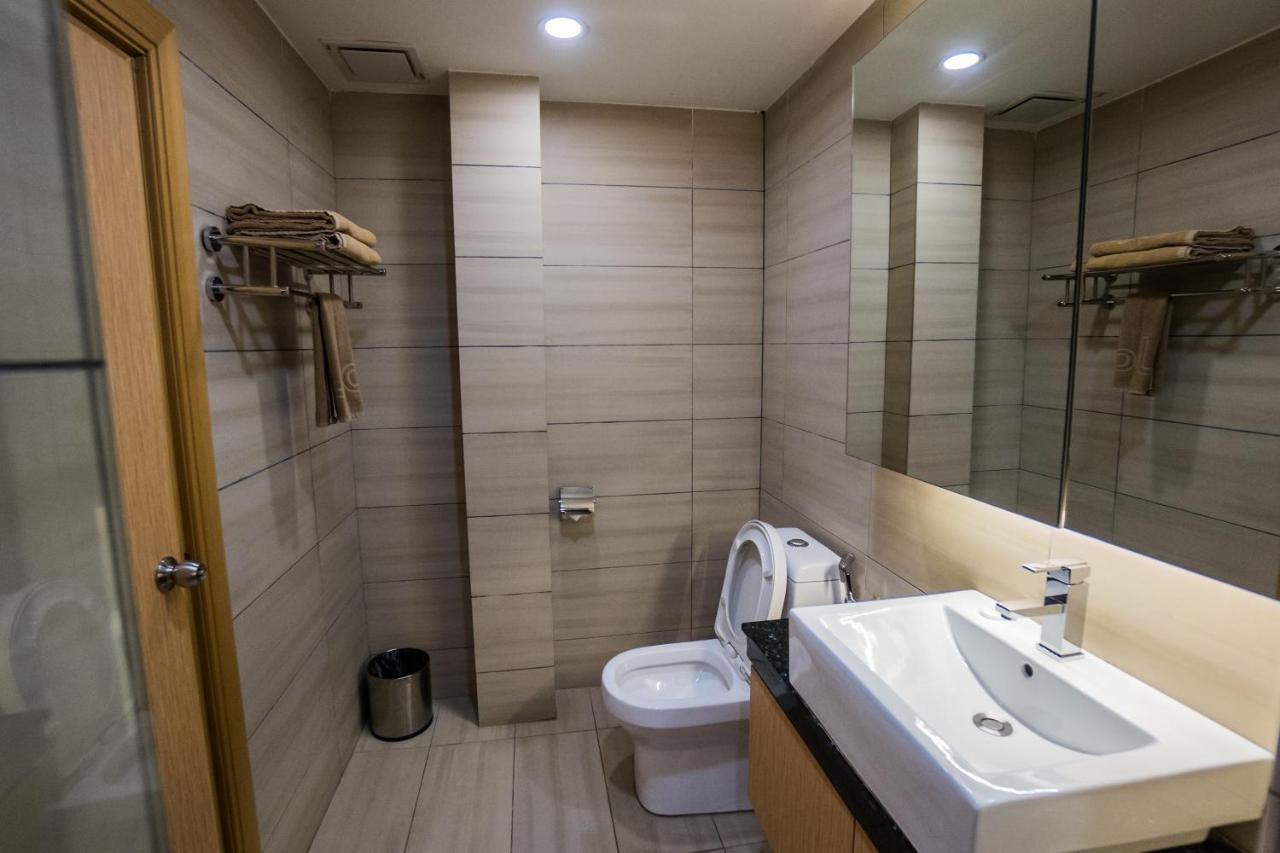 Jc Mark Hotel Бинтулу Екстериор снимка