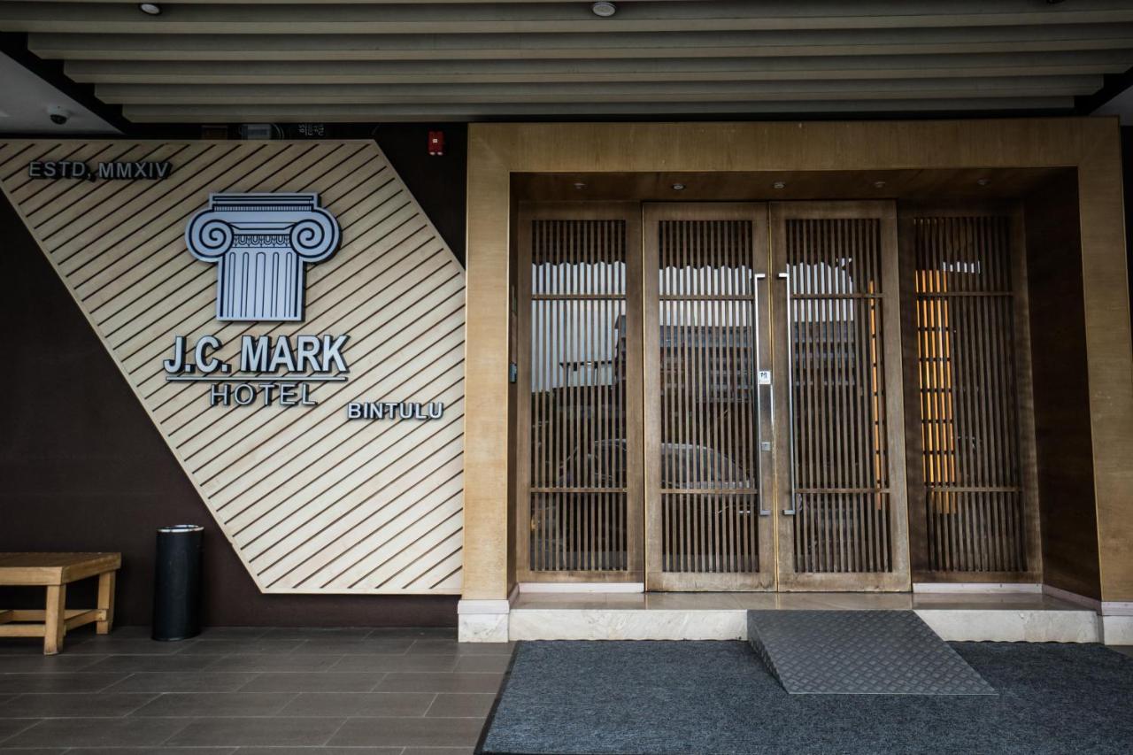 Jc Mark Hotel Бинтулу Екстериор снимка